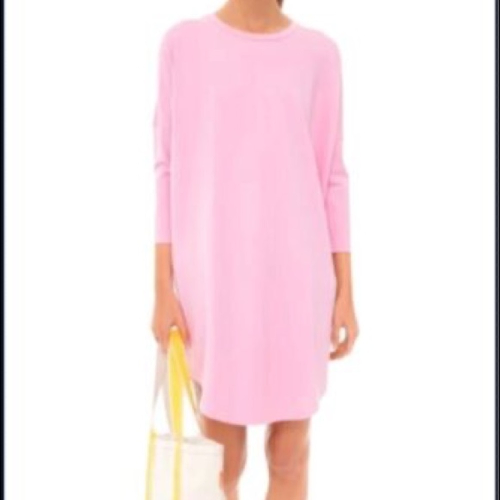 Pomander palace, Size M/L, Boxy fit, runs more medium